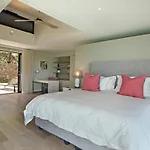 Villa Frangipani